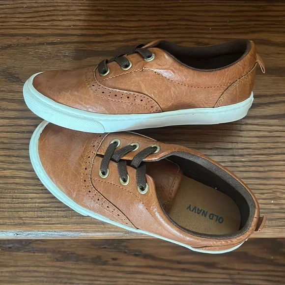 Old Navy shoes - Picture 1 of 15